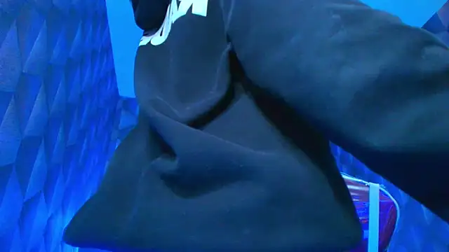 Snapshot of LiaHarryis chatting on November 30, 8:35 pm LiaHarryis online show from November 30, 8:35 pm