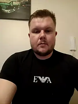 Snapshot of titovilan_PL chatting on December 13, 4:27 pm titovilan PL online show from December 13, 4:27 pm