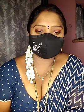 Snapshot of vani-09 chatting on February 24, 4:58 pm vani-09 online show from February 24, 4:58 pm