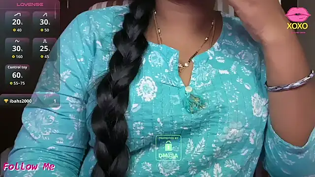 Snapshot of vani-09 chatting on June 8, 10:37 am vani-09 online show from June 8, 10:37 am