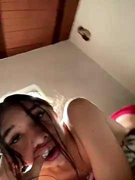 Snapshot of NICOLSKINNY1 chatting on October 22, 3:45 pm NICOLSKINNY1 online show from October 22, 3:45 pm