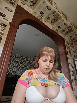 Lady nice cat online show from June 16, 2:58 am