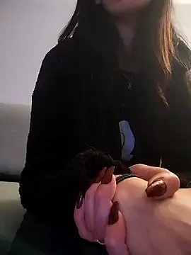 LauraBaby online show from November 14, 10:07 pm