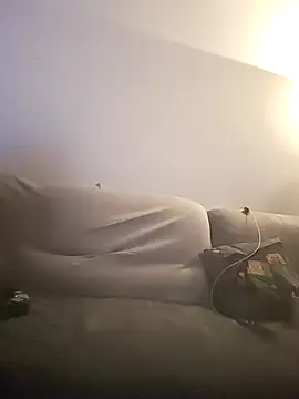 LauraBaby online show from February 11, 8:58 pm