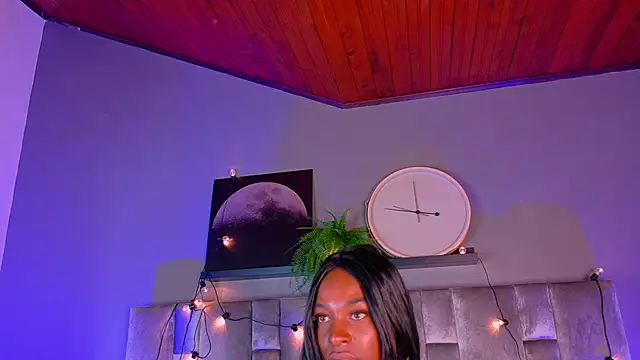 nahomi campbell online show from October 23, 7:34 pm