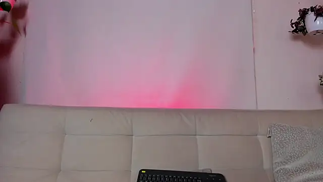 roselinedior online show from January 29, 2:00 pm