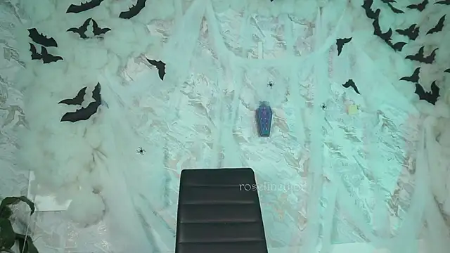 roselinedior online show from October 23, 1:54 pm