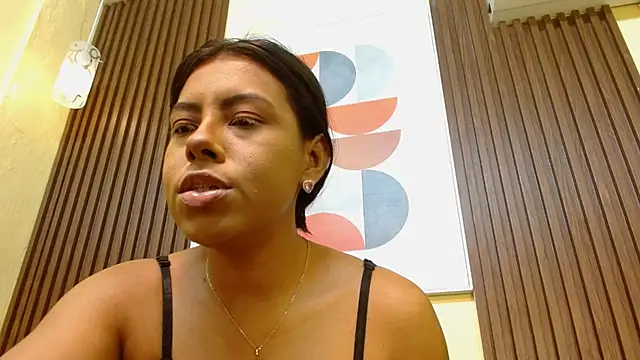 Snapshot of VeronicaRobles chatting on October 31, 7:59 pm VeronicaRobles online show from October 31, 7:59 pm