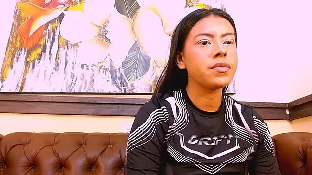 Snapshot of VeronicaRobles chatting on November 6, 5:25 pm VeronicaRobles online show from November 6, 5:25 pm