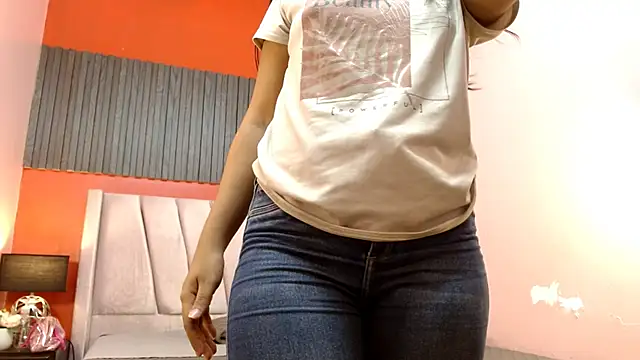 Snapshot of VeronicaRobles chatting on November 19, 6:52 pm VeronicaRobles online show from November 19, 6:52 pm