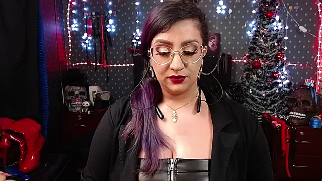 andreafetishx online show from January 7, 11:48 am