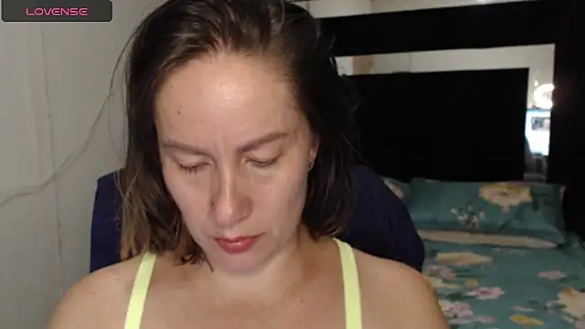Snapshot of CATRINA-83 chatting on May 8, 12:16 am CATRINA-83 online show from May 8, 12:16 am
