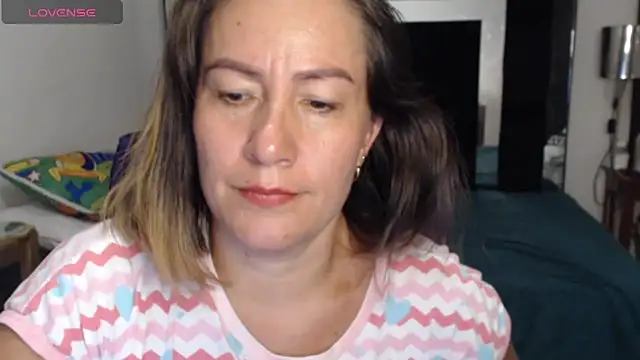 Snapshot of CATRINA-83 chatting on June 21, 12:19 pm CATRINA-83 online show from June 21, 12:19 pm