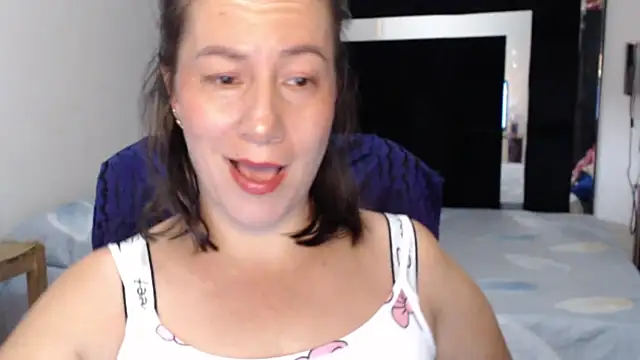 Snapshot of CATRINA-83 chatting on July 16, 10:21 am CATRINA-83 online show from July 16, 10:21 am