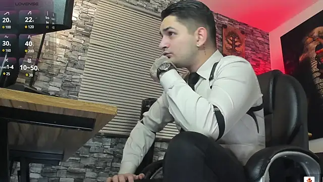Snapshot of Nicolas_Fellener chatting on June 22, 2:57 am Nicolas Fellener online show from June 22, 2:57 am