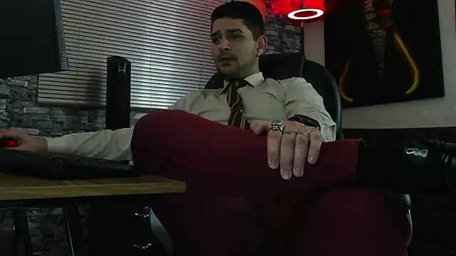 Snapshot of Nicolas_Fellener chatting on June 27, 2:05 am Nicolas Fellener online show from June 27, 2:05 am