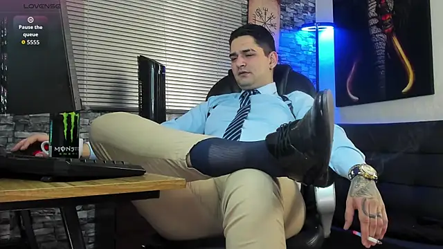 Snapshot of Nicolas_Fellener chatting on August 8, 3:52 am Nicolas Fellener online show from August 8, 3:52 am