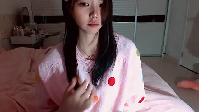 -Lucky Girl online show from February 22, 1:51 am