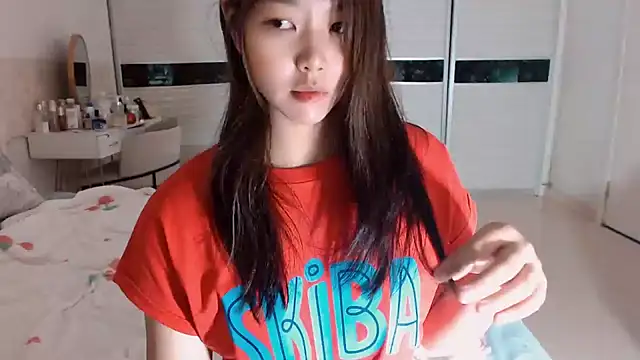 -Lucky Girl online show from June 25, 12:53 pm
