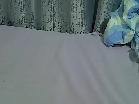 Snapshot of sweet_veee chatting on October 29, 7:15 pm sweet veee online show from October 29, 7:15 pm