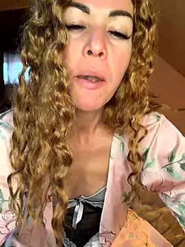 tmona1917 online show from December 15, 9:46 am