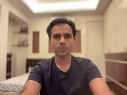 Snapshot of immog727 chatting on February 25, 5:25 pm immog727 online show from February 25, 5:25 pm