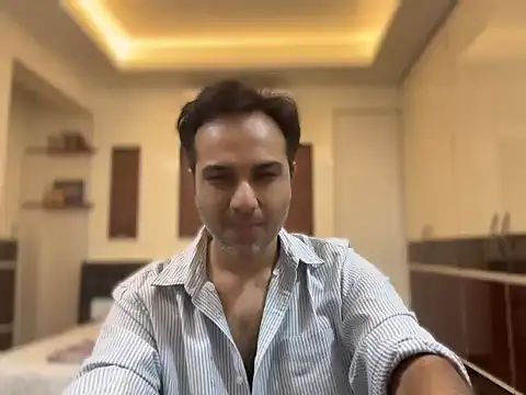 Snapshot of immog727 chatting on March 27, 6:18 pm immog727 online show from March 27, 6:18 pm