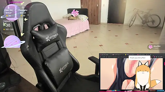 Snapshot of nerdgirl_314 chatting on December 17, 8:37 pm nerdgirl 314 online show from December 17, 8:37 pm