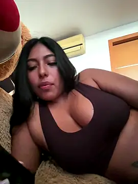 emmyjhonson07 online show from November 24, 2:17 pm