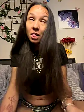 Snapshot of _Neeka_ chatting on October 22, 1:55 pm Neeka online show from October 22, 1:55 pm