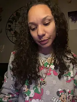 Snapshot of _Neeka_ chatting on February 22, 6:46 am Neeka online show from February 22, 6:46 am