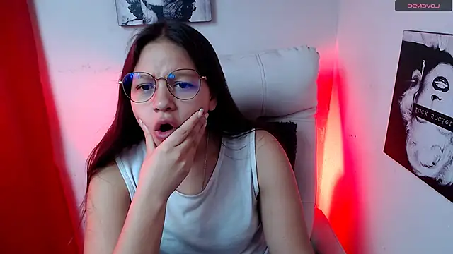 Snapshot of SamanthaRoldaan chatting on January 21, 1:22 pm SamanthaRoldaan online show from January 21, 1:22 pm