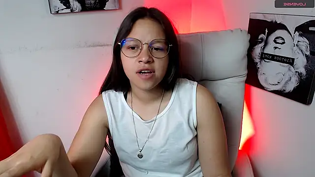 Snapshot of SamanthaRoldaan chatting on January 21, 7:28 pm SamanthaRoldaan online show from January 21, 7:28 pm