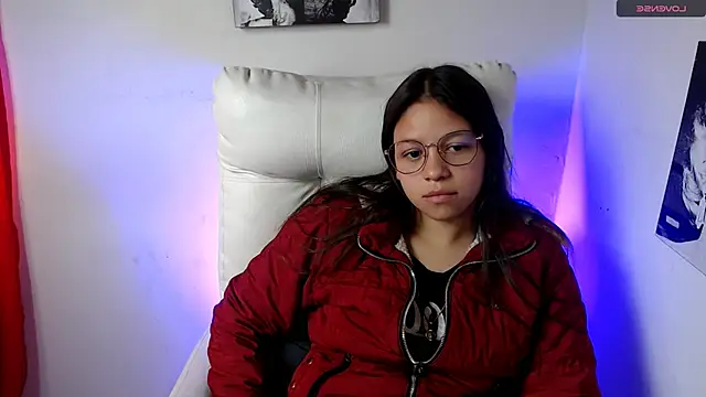 Snapshot of SamanthaRoldaan chatting on January 23, 4:37 pm SamanthaRoldaan online show from January 23, 4:37 pm