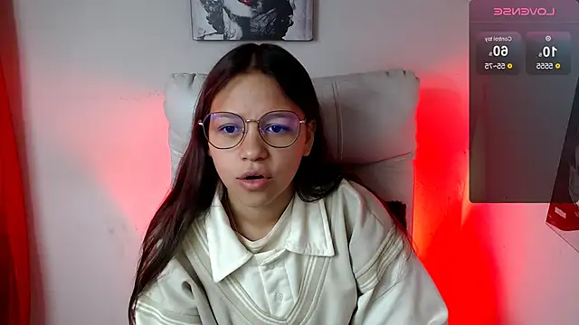 Snapshot of SamanthaRoldaan chatting on January 29, 2:10 pm SamanthaRoldaan online show from January 29, 2:10 pm