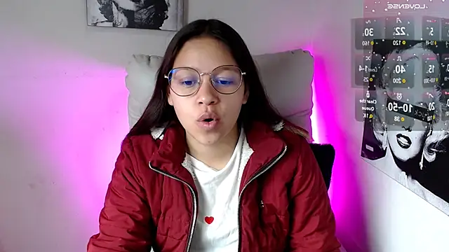 Snapshot of SamanthaRoldaan chatting on March 3, 1:42 pm SamanthaRoldaan online show from March 3, 1:42 pm