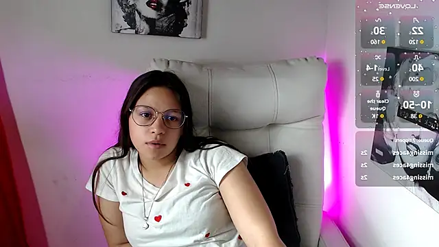 Snapshot of SamanthaRoldaan chatting on March 3, 7:49 pm SamanthaRoldaan online show from March 3, 7:49 pm