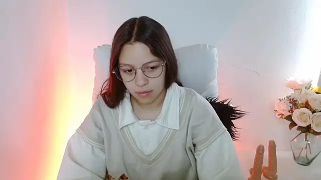 Snapshot of SamanthaRoldaan chatting on October 3, 4:15 pm SamanthaRoldaan online show from October 3, 4:15 pm