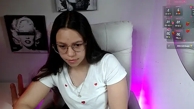 Snapshot of SamanthaRoldaan chatting on November 8, 2:28 pm SamanthaRoldaan online show from November 8, 2:28 pm