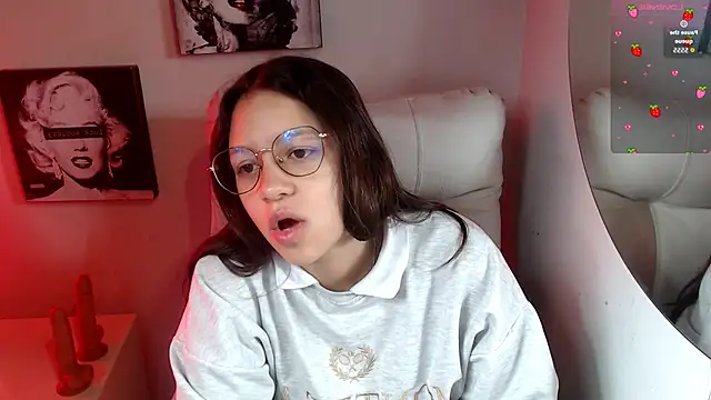 Snapshot of SamanthaRoldaan chatting on November 20, 2:50 pm SamanthaRoldaan online show from November 20, 2:50 pm