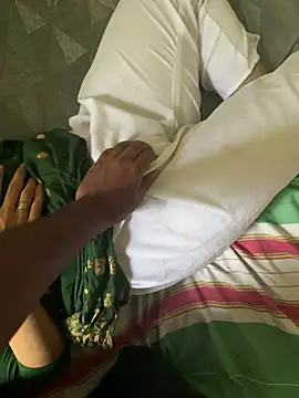 Snapshot of Mahindaperera6 chatting on July 15, 9:36 am Mahindaperera6 online show from July 15, 9:36 am