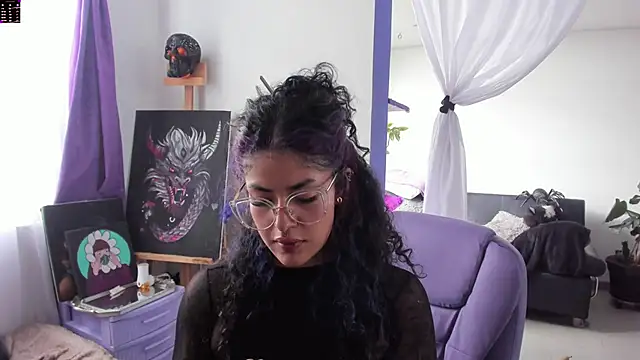 Snapshot of witchviolet chatting on September 21, 7:04 pm witchviolet online show from September 21, 7:04 pm