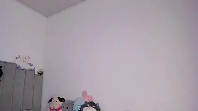 Snapshot of chloe_watson_ chatting on July 3, 8:26 pm chloe watson online show from July 3, 8:26 pm