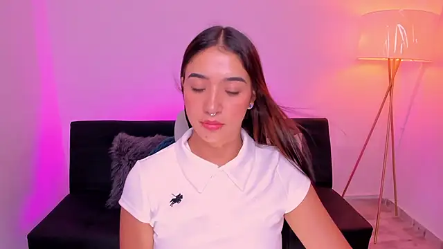 Snapshot of Antonella_Grayy chatting on May 27, 9:23 pm Antonella Grayy online show from May 27, 9:23 pm
