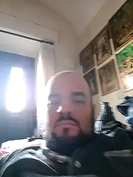 Snapshot of iamkingendymion chatting on February 28, 10:38 am iamkingendymion online show from February 28, 10:38 am