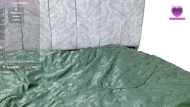 linda 33 online show from October 5, 11:57 pm