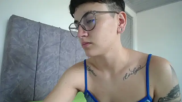 linda 33 online show from March 14, 12:32 pm