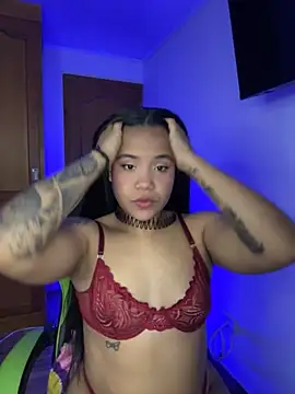 leila 22 online show from February 15, 7:16 am