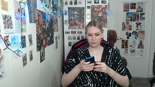 CapriScorpion online show from December 30, 9:59 am