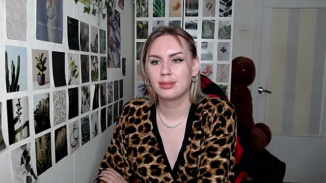 CapriScorpion online show from September 17, 1:46 pm